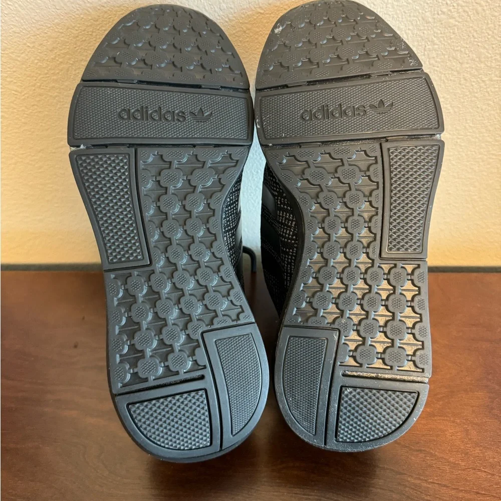 SWIFT RUN 22 SHOES - Picture 6 of 6